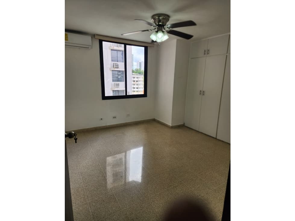 ALQUILER APARTAMENTO SEMI-AMOBLADO MARBELLA — foto 3