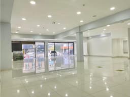 ALQUILER LOCAL COMERCIAL VIA ESPAÑA