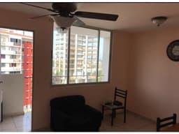ALQUILER APARTAMENTO SEMI AMOBLADO 12 DE OCTUBRE