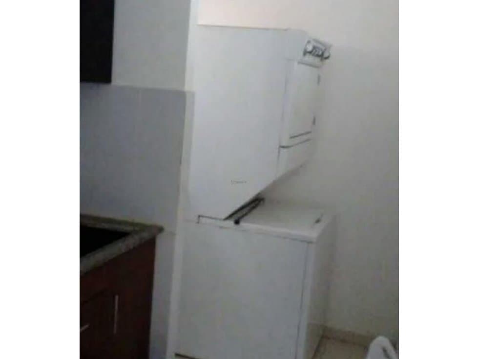 ALQUILER APARTAMENTO 12 DE OCTUBRE — foto 1