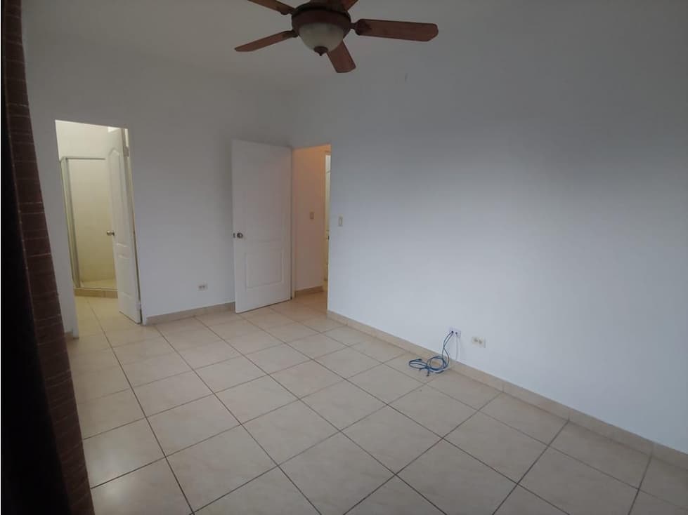 VENTA APARTAMENTO AMOBLADO ALBROOK — foto 3
