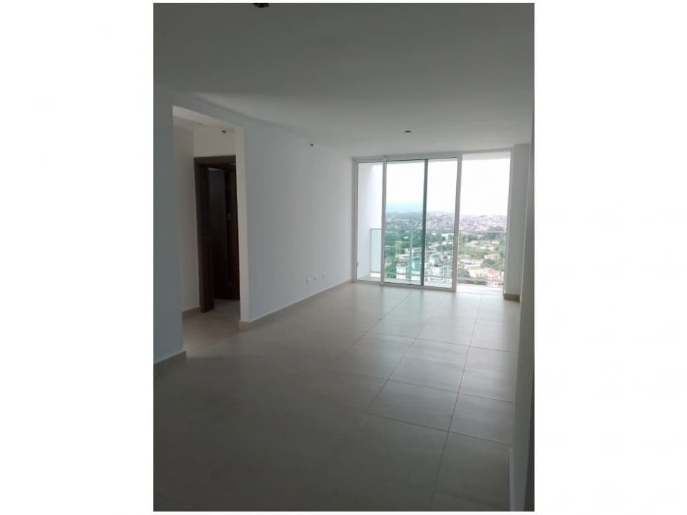 VENTA APARTAMENTO 12 DE OCTUBRE LINEA BLANCA — foto 1