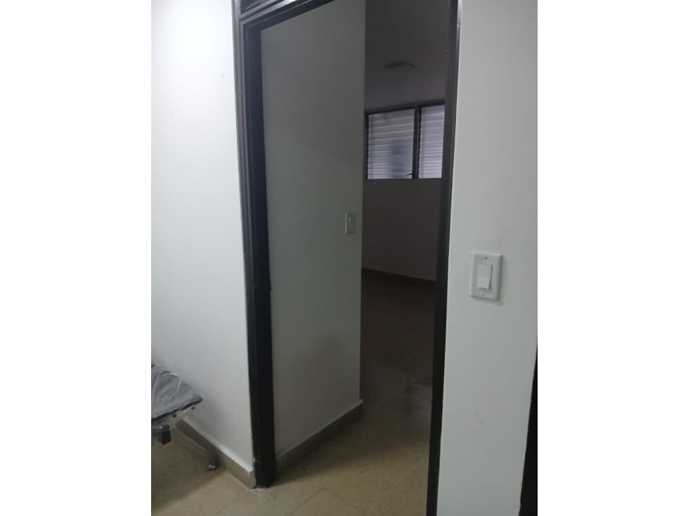 ALQUILER LOCAL COMERCIAL EL CARMEN — foto 3