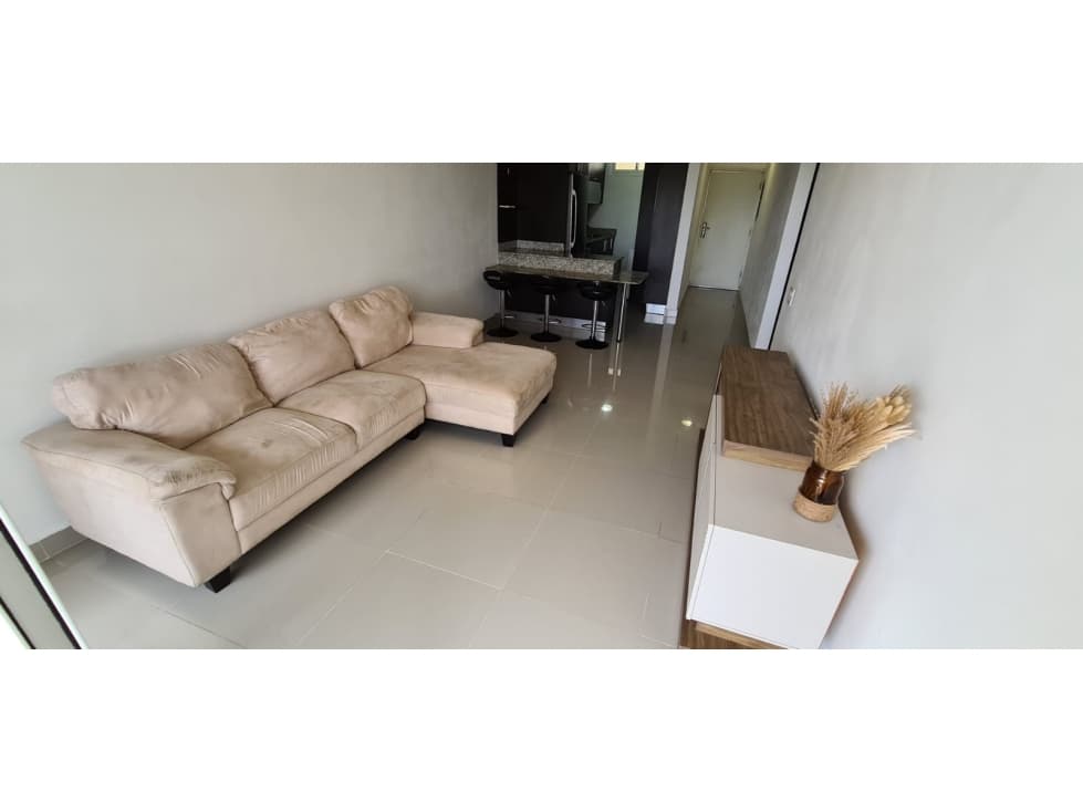 ALQUILER APARTAMENTO SEMI-AMOBLADO ANCON — foto 1