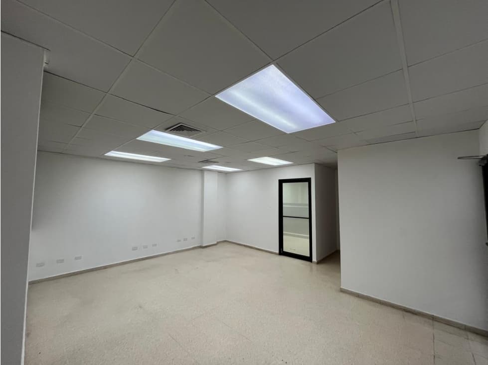 ALQUILER OFICINA AVENIDA BALBOA — foto 2