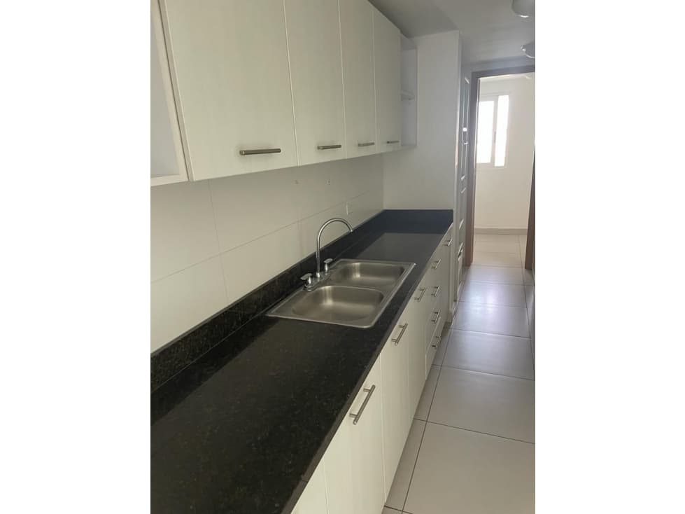 ALQUILER APARTAMENTO VIA PORRAS — foto 3