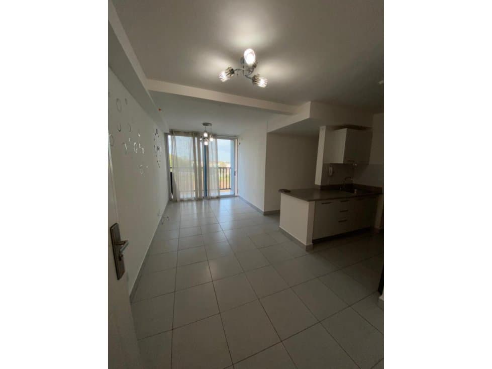 ALQUILER APARTAMENTO RIO ABAJO — foto 2