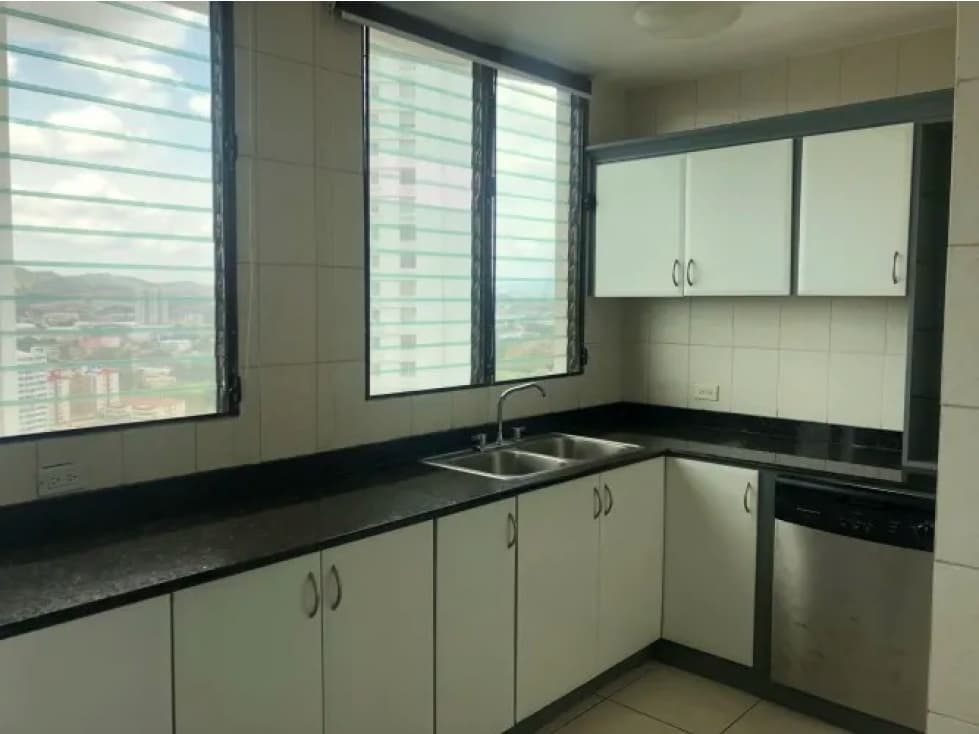 ALQUILER APARTAMENTO AMOBLADO COCO DEL MAR — foto 5