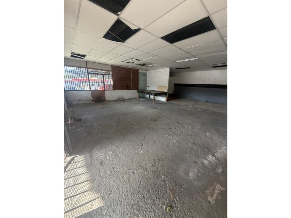 ALQUILER LOCAL PUEBLO NUEVO — foto 1
