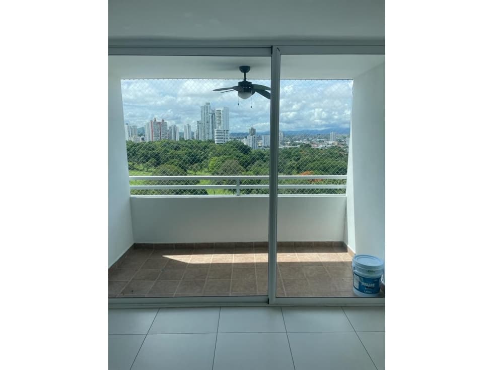 ALQUILER APARTAMENTO VIA PORRAS — foto 1