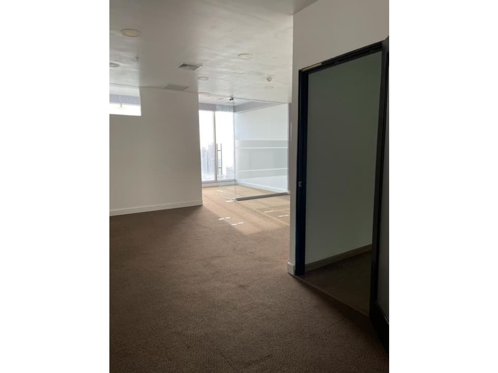 ALQUILER OFICINA AVENIDA BALBOA — foto 3