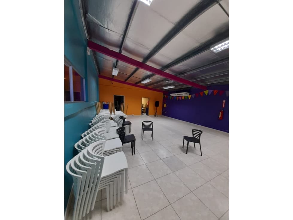 ALQUILER GALERA COLÓN — foto 3