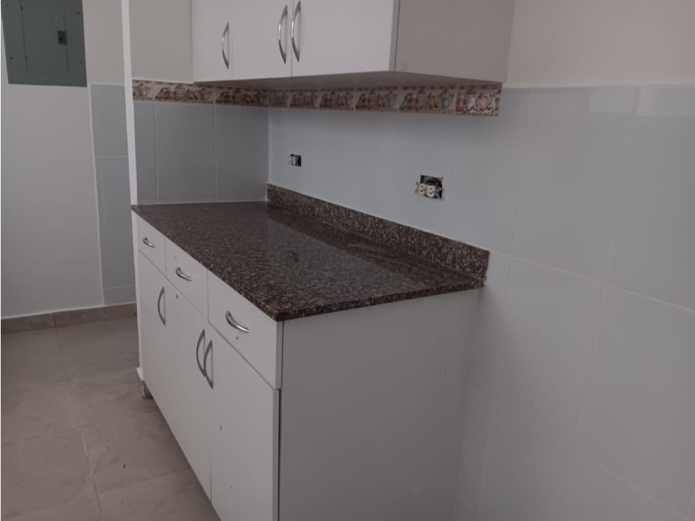 ALQUILER APARTAMENTO RIO ABAJO — foto 3