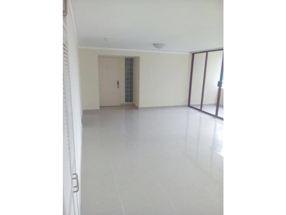 VENTA APARTAMENTO MARBELLA — foto 1