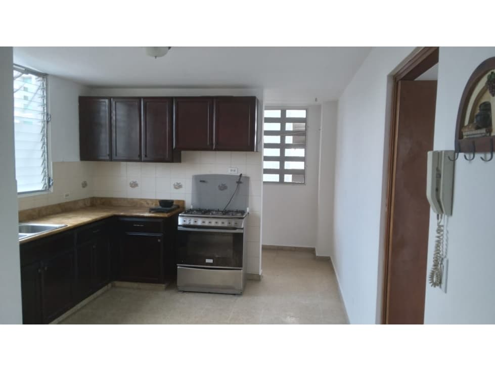 ALQUILER APARTAMENTO MARBELLA — foto 3