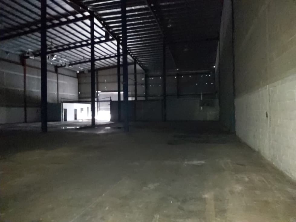ALQUILER GALERA JUAN DIAZ — foto 3