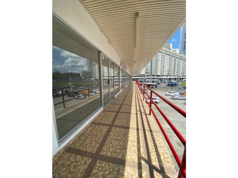 ALQUILER LOCAL COMERCIAL VIA ESPAÑA — foto 2