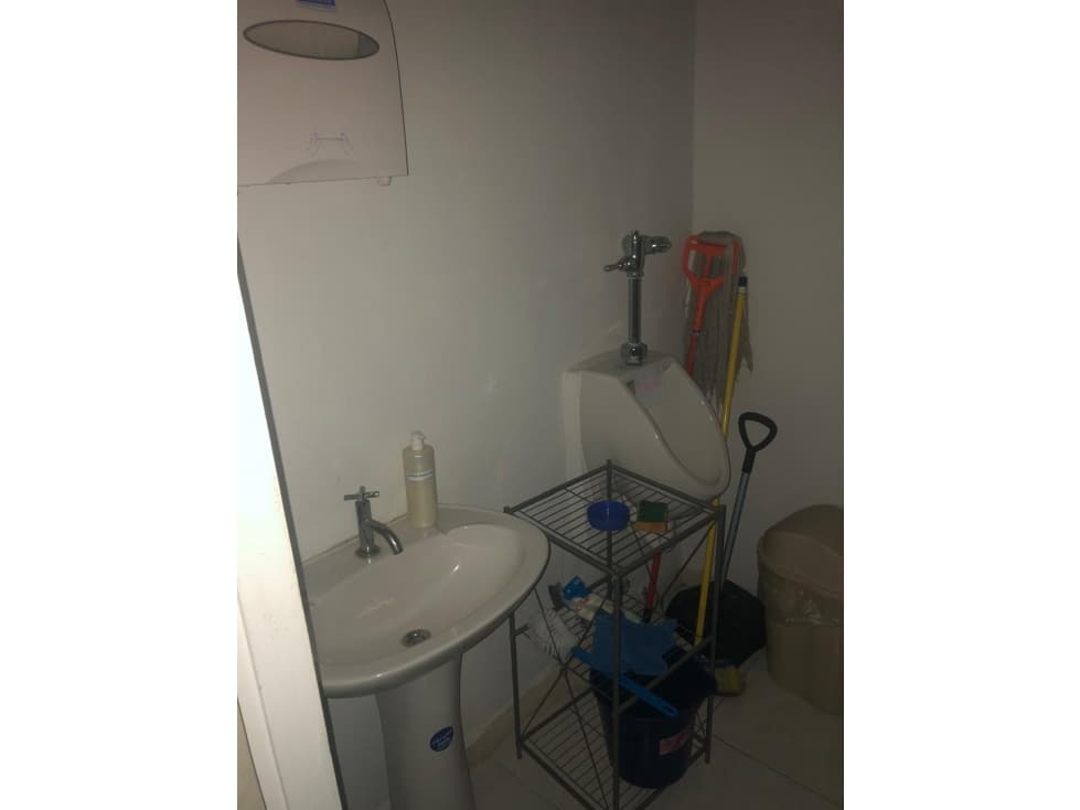 ALQUILER OFICINA EL DORADO — foto 6