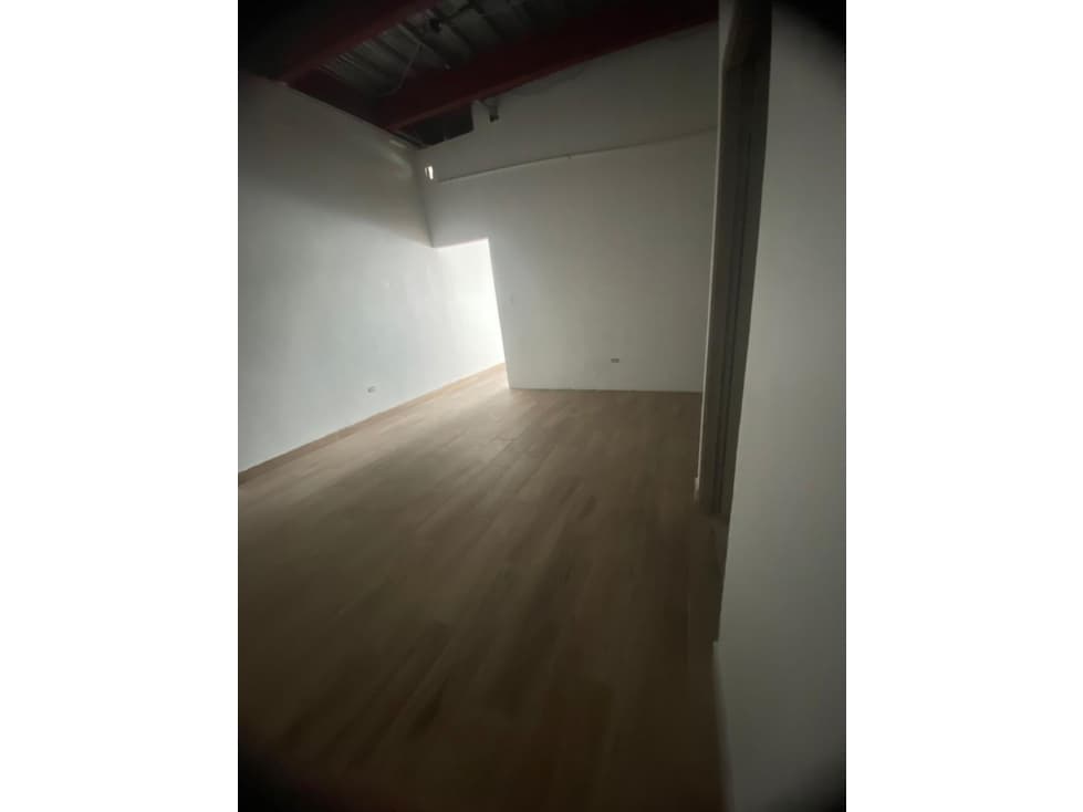 ALQUILER LOCAL COMERCIAL TUMBA MUERTO — foto 2