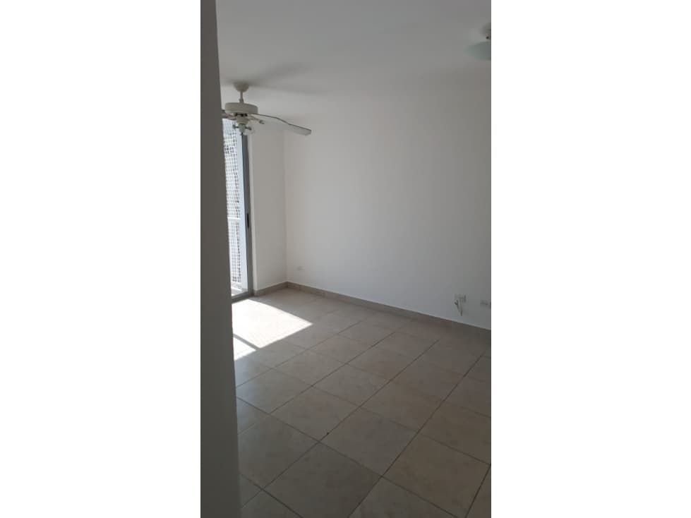 ALQUILER APARTAMENTO RIO ABAJO — foto 2