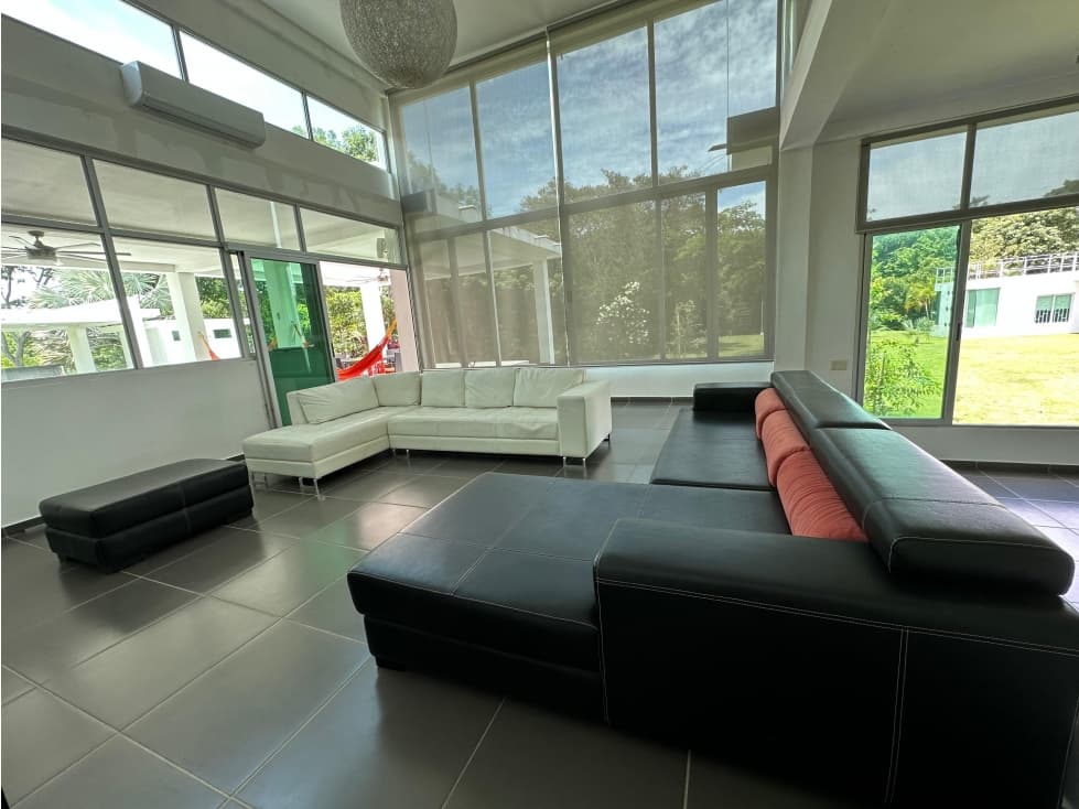 VENTA CASA LINEA BLANCA SANTA CLARA — foto 1