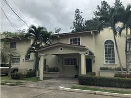VENTA CASA ARRAIJAN