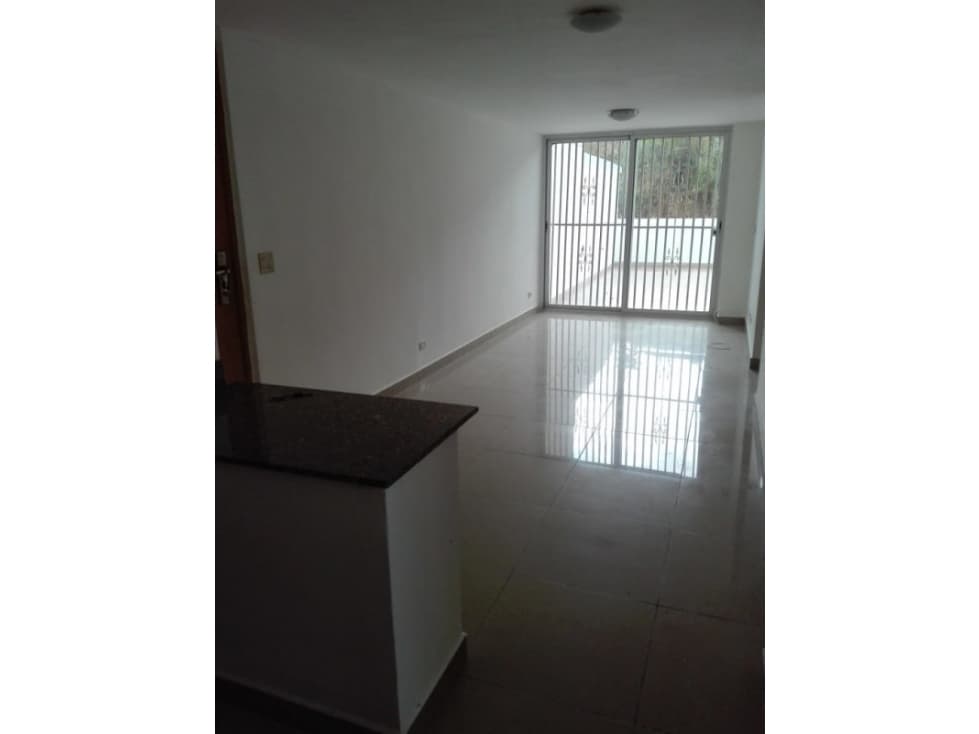ALQUILER APARTAMENTO RIO ABAJO — foto 3