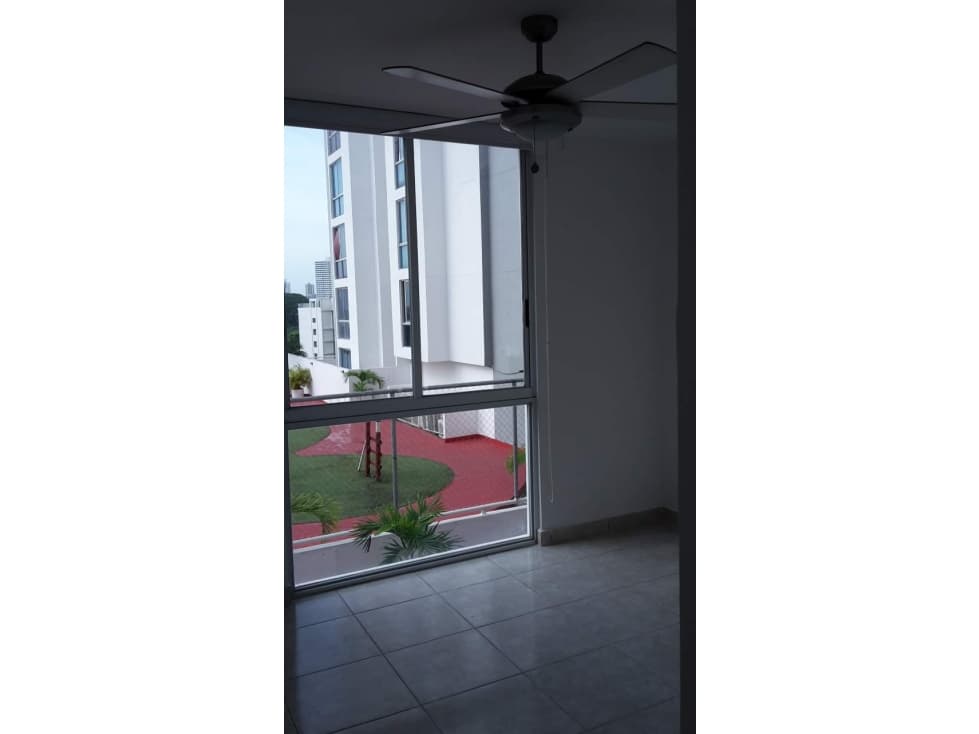 ALQUILER APARTAMENTO VIA ESPAÑA — foto 2