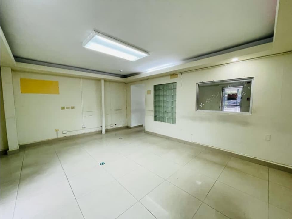 ALQUILO EDIFICIO COMERCIAL LA ALAMEDA — foto 3