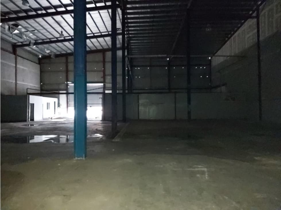 ALQUILER GALERA JUAN DIAZ — foto 4