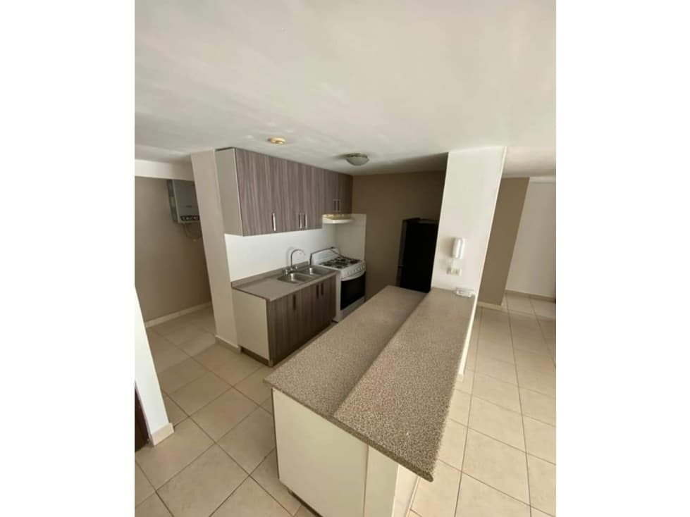 ALQUILER APARTAMENTO AMOBLADO LA LOMA — foto 3