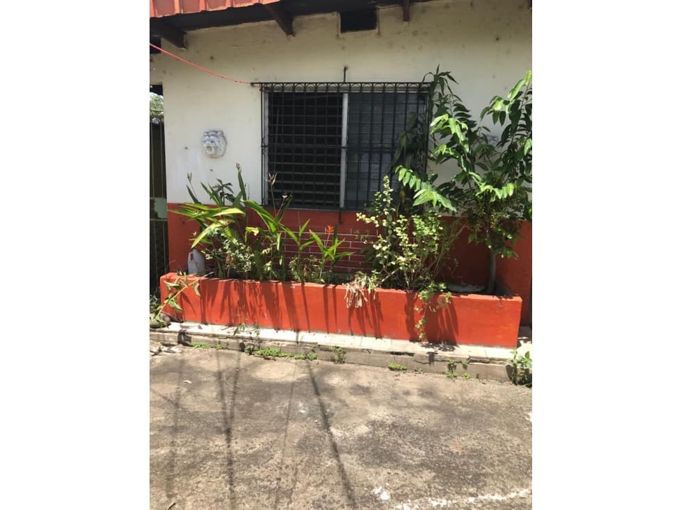 ALQUILER CASA RESIDENCIAL O COMERCIAL JUAN DIAZ — foto 2