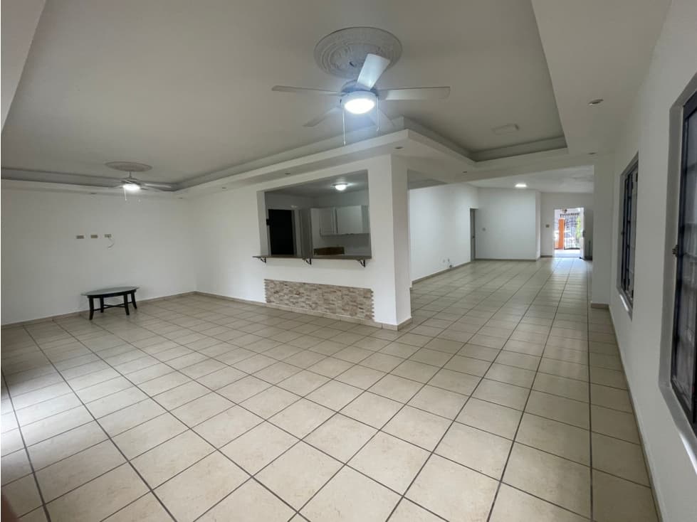 ALQUILER CASA BRISAS DEL GOLF — foto 2