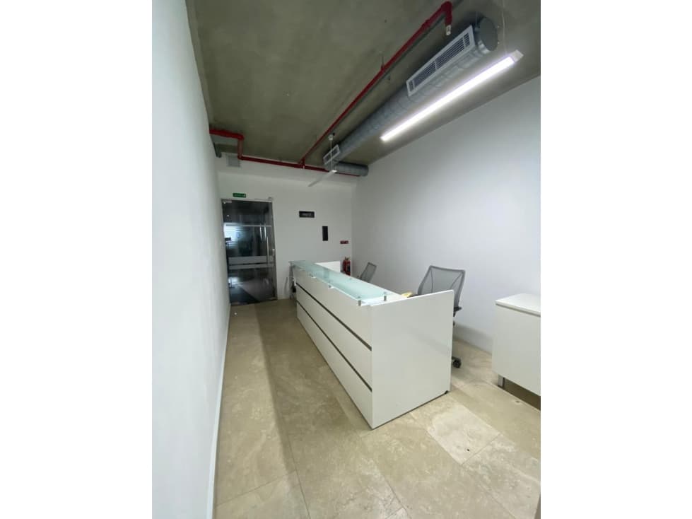 ALQUILER OFICINA OBARRIO AMOBLADA — foto 5