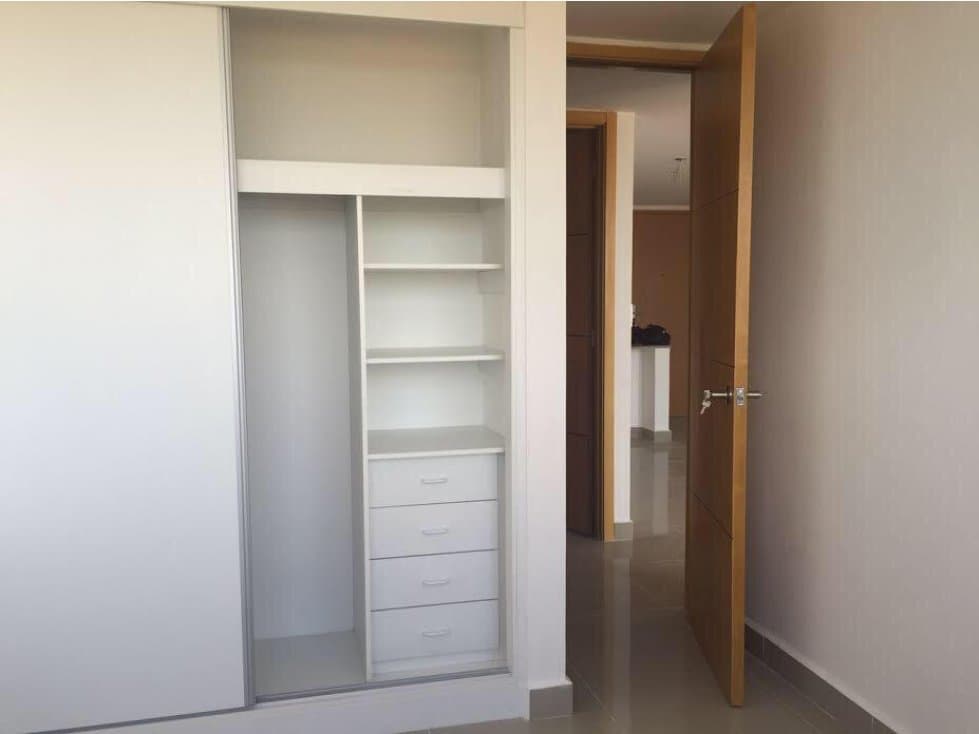 ALQUILER APARTAMENTO AMOBLADO VÍA CINCUENTENARIO — foto 5