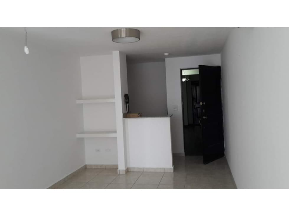 ALQUILER APARTAMENTO VIA ESPAÑA — foto 3