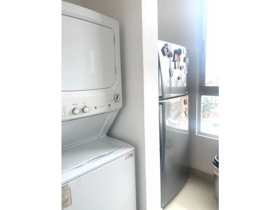 ALQUILER APARTAMENTO VIA ESPAÑA — foto 4