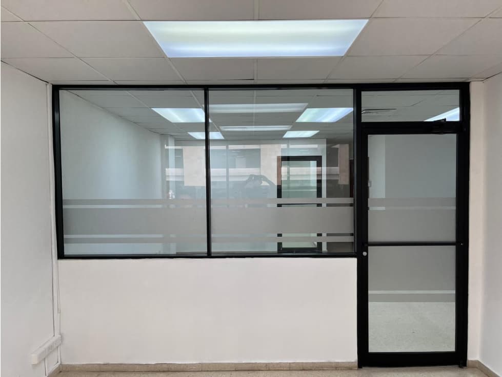 ALQUILER OFICINA AVENIDA BALBOA — foto 4