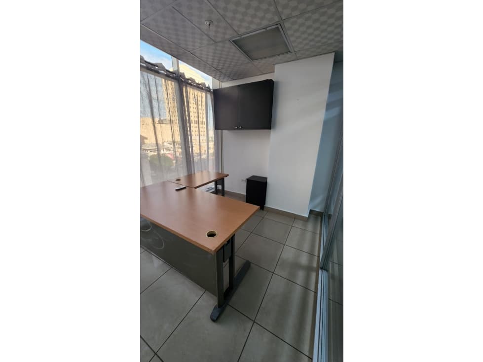 ALQUILER OFICINA AMOBLADA BELLA VISTA — foto 2