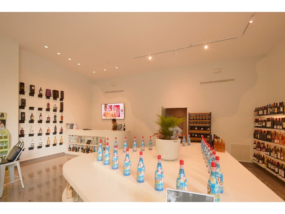 ALQUILER LOCAL COMERCIAL AVENIDA BALBOA — foto 1
