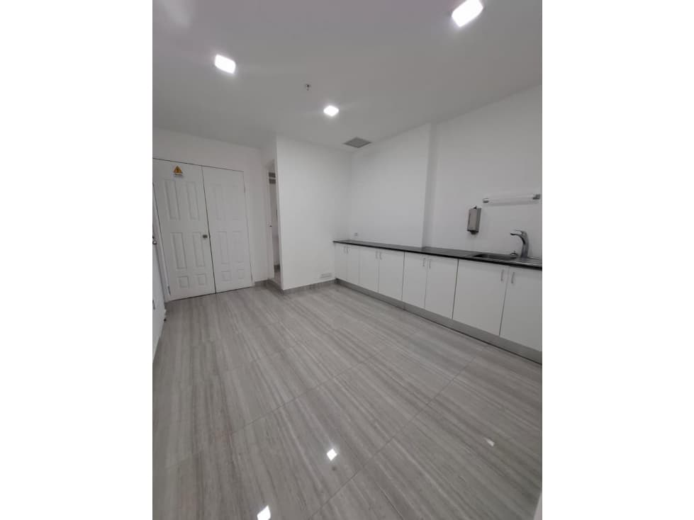 AQUILER OFICINA OBARRIO — foto 5