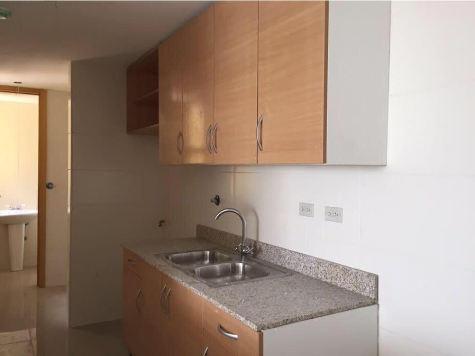 ALQUILER APARTAMENTO AMOBLADO VÍA CINCUENTENARIO — foto 6