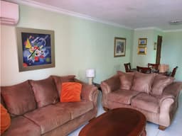 ALQUILER APARTAMENTO VÍA ARGENTINA