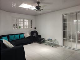 ALQUILER CASA CAMPO LIMBERGH