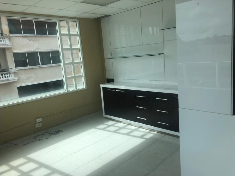 ALQUILER OFICINA EL DORADO — foto 2