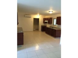 ALQUILER CASA DUPLEX CLAYTON