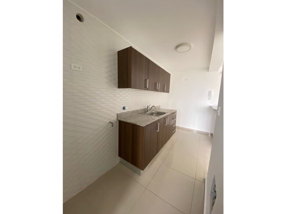 ALQUILER APARTAMENTO CARRASQUILLA — foto 3