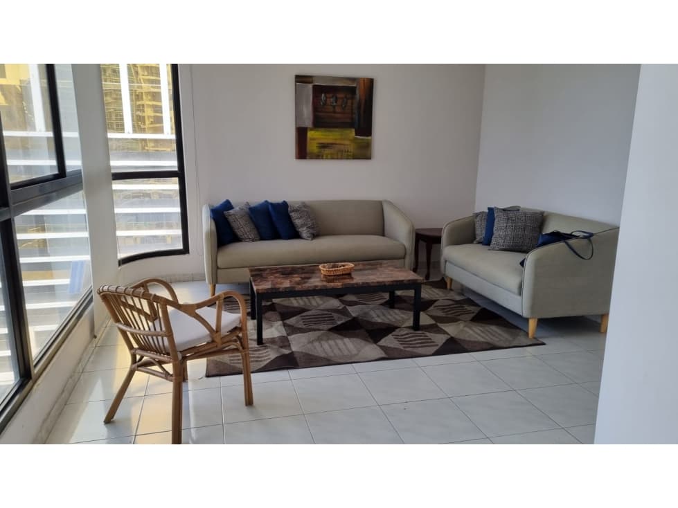 ALQUILER APARTAMENTO AMOBLADO AVENIDA BALBOA — foto 1