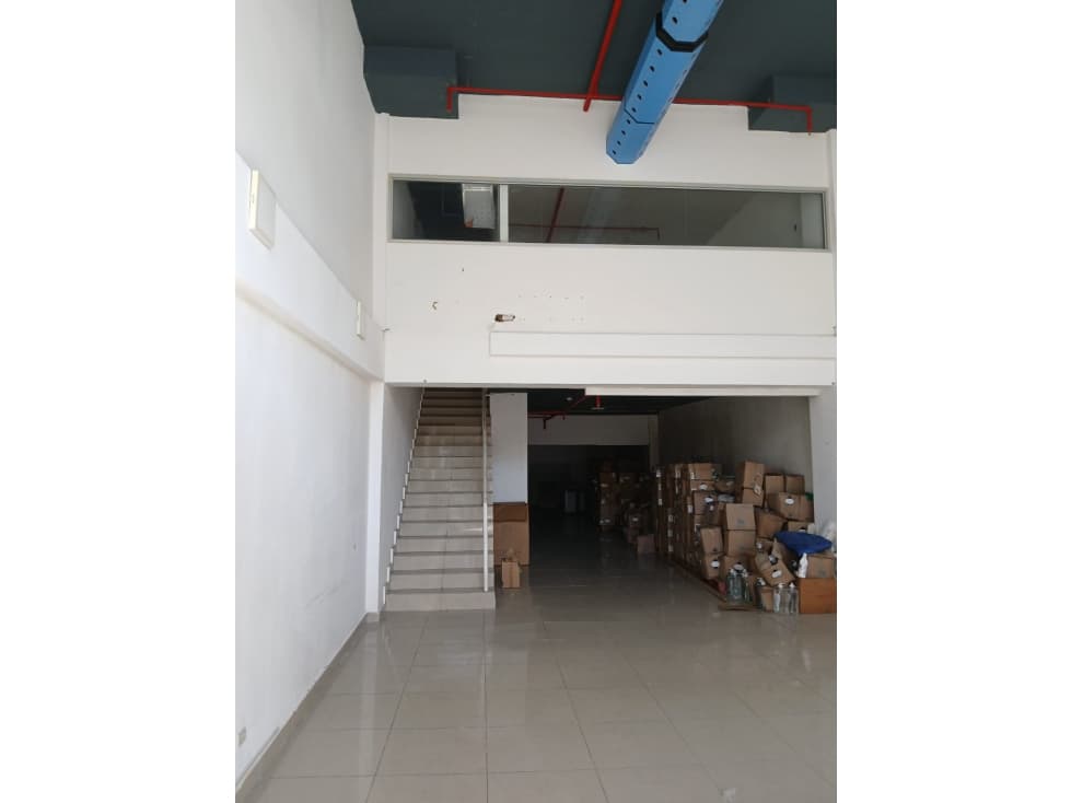 ALQUILER LOCAL COMERCIAL BELLA VISTA — foto 2