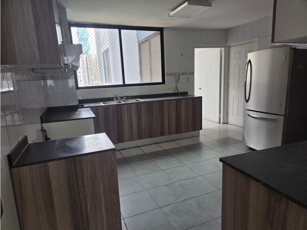 VENTA APARTAMENTO MARBELLA — foto 3